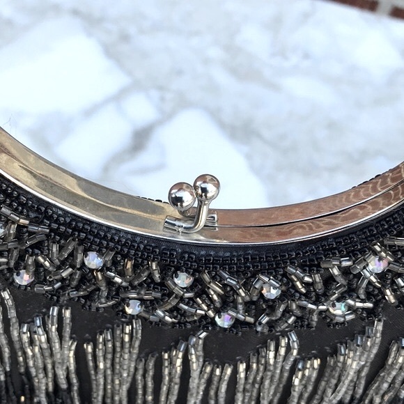 Vintage Black and Silver Beaded Evening Bag - Picture 6 of 10